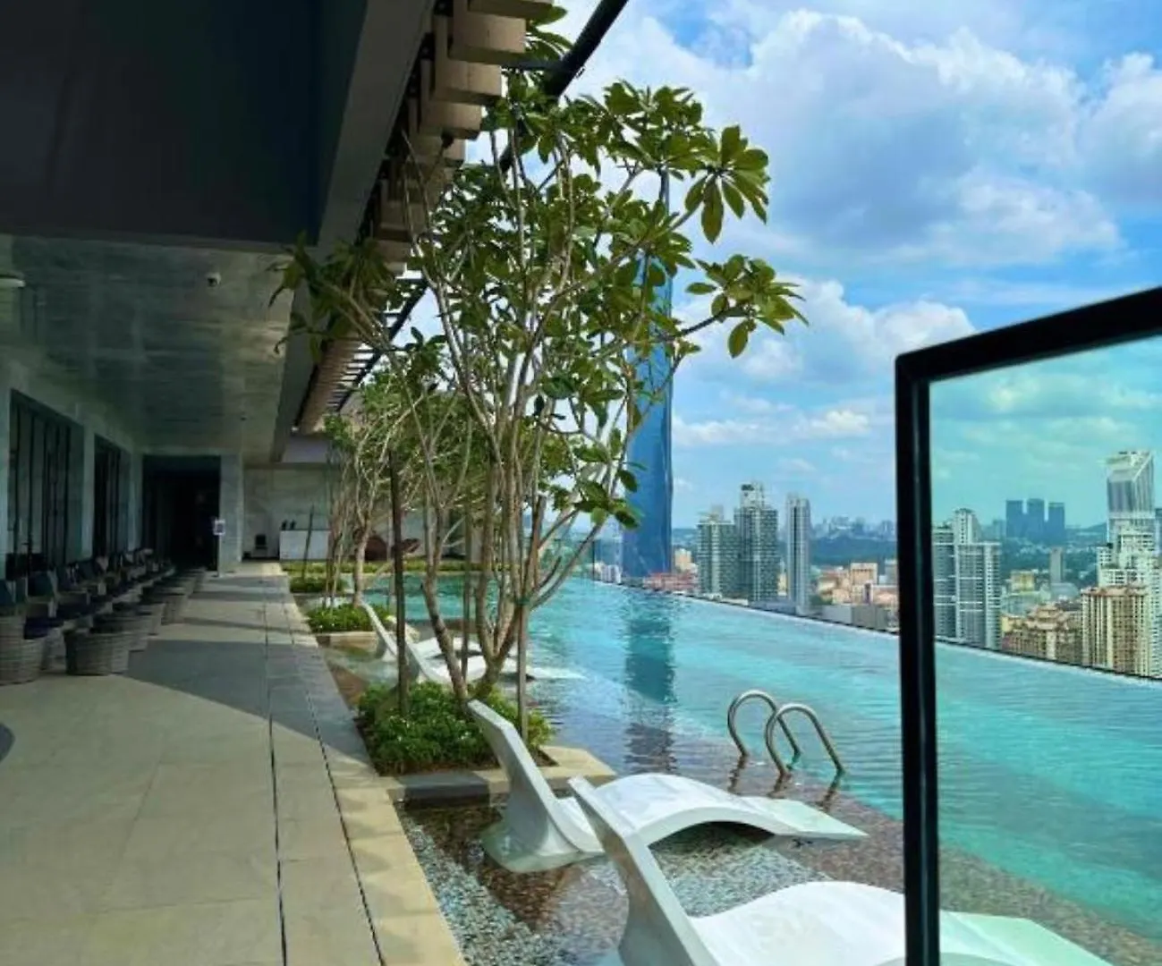 Axon Residences At Bukit Bintang Kuala Lumpur By Comfort Suites
